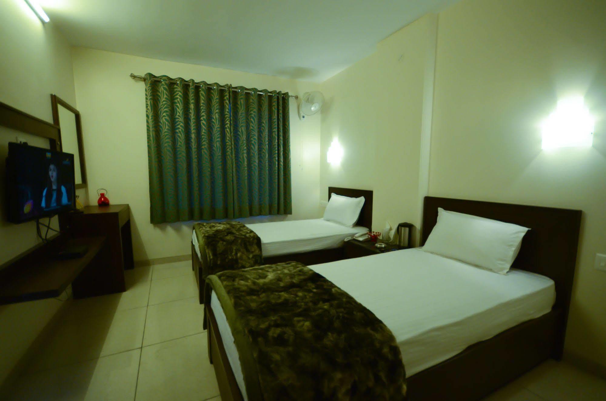 Hotel Sunday Inn Jaipur Luaran gambar