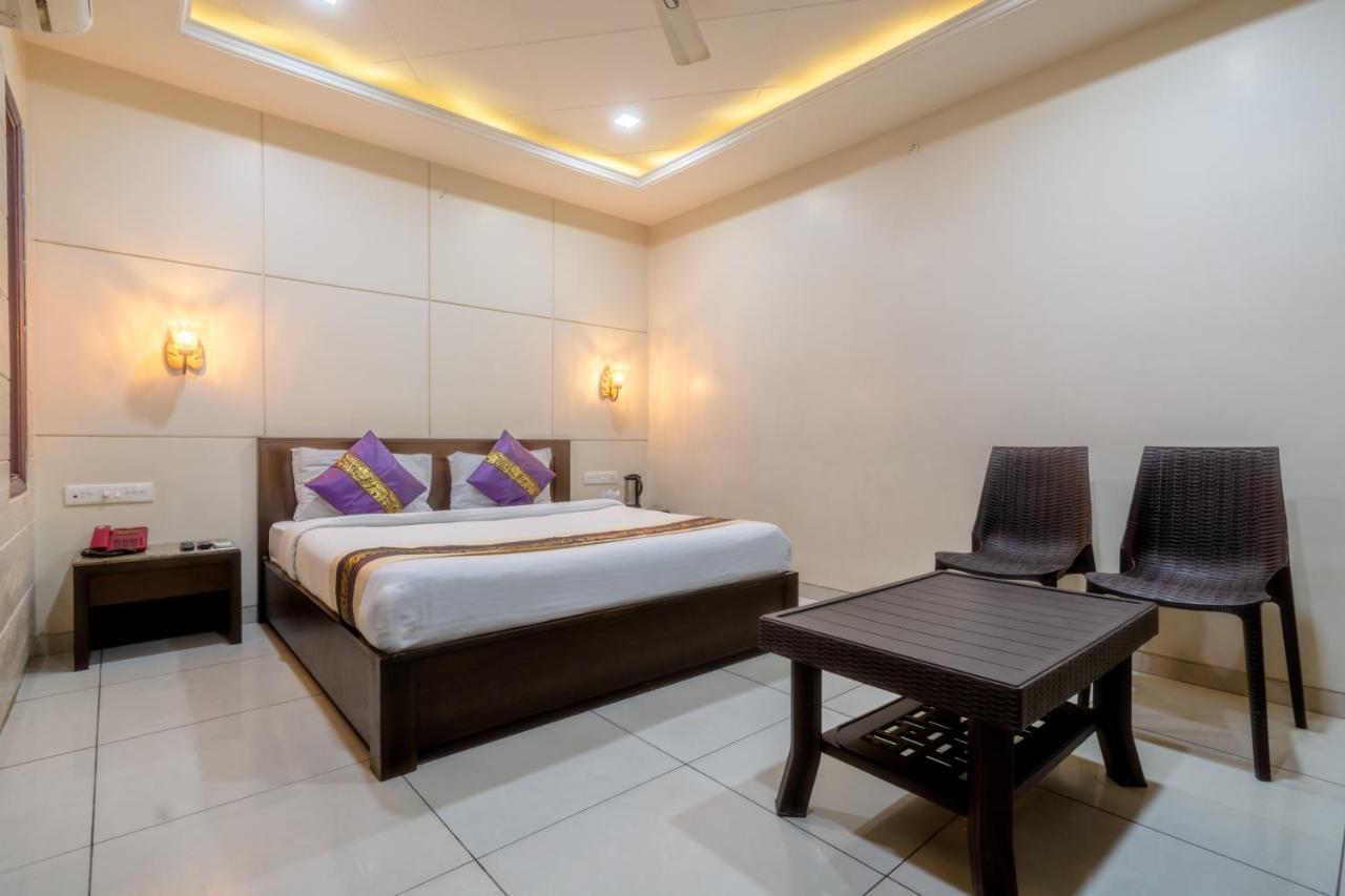 Hotel Sunday Inn Jaipur Luaran gambar